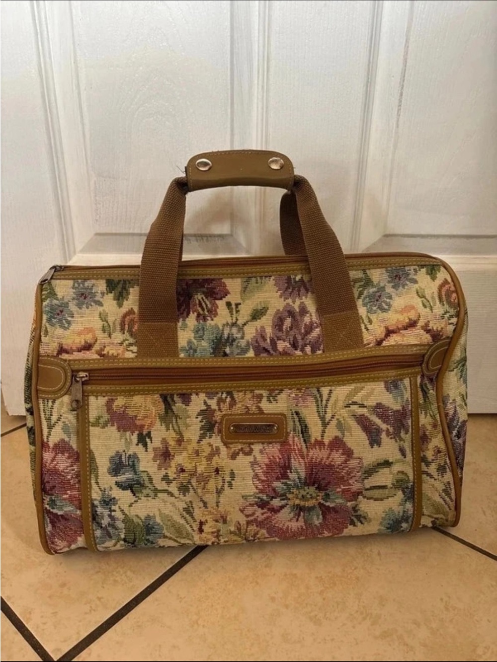 John Weitz Floral Tapestry Carry Bag